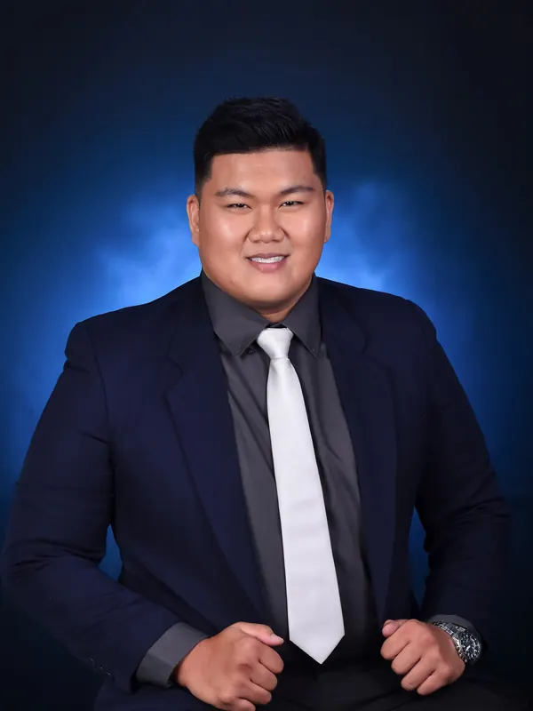 Arvin Rhen Medina in his graduation portrait